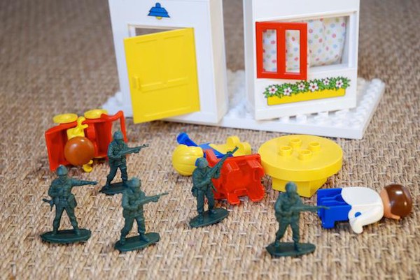 Au debut du XXe siecle, 10 % des victimes de guerre etaient des civils. A la fin du XXe siecle,  de 80 % a 90 % sont civiles.